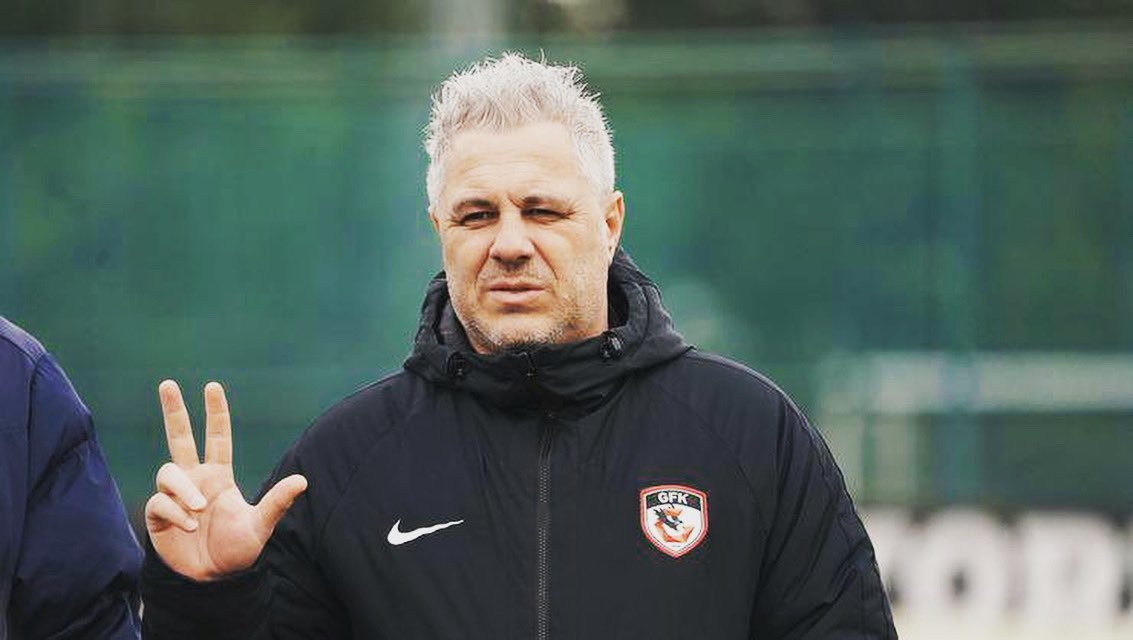 Șumudică îl critică pe Mirel Rădoi